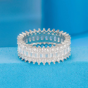 Ladies Band Silver Color - Image 1